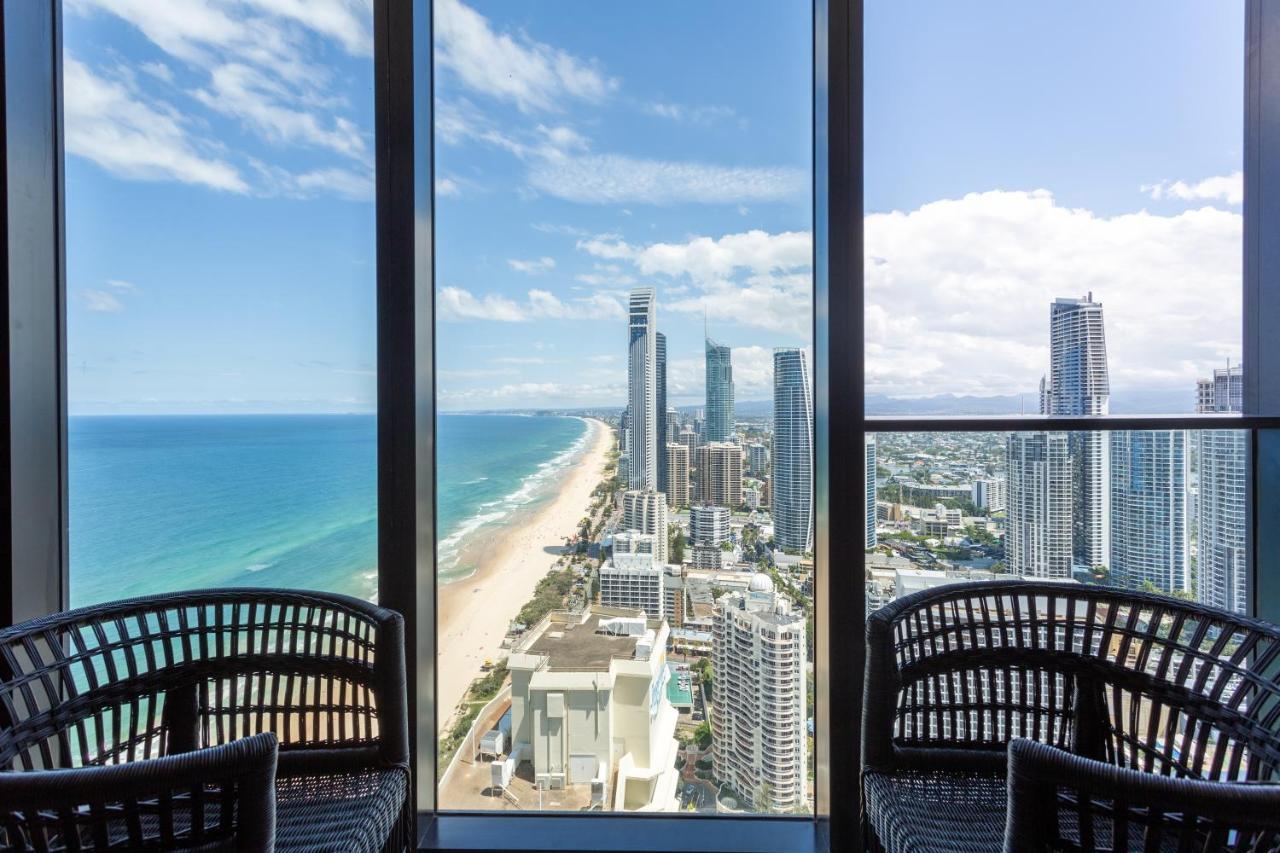 Sea View Beachfront Apartment In Surfers Гоулд Коуст Екстериор снимка